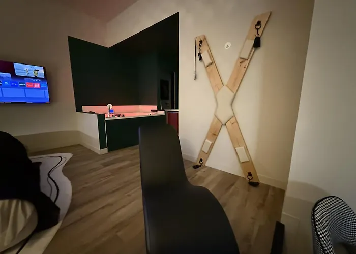 Apartment La *